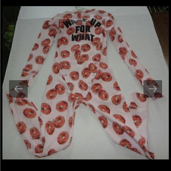RARE Victoria’s Secret PINK donut onesie size small - Picture 5 of 6